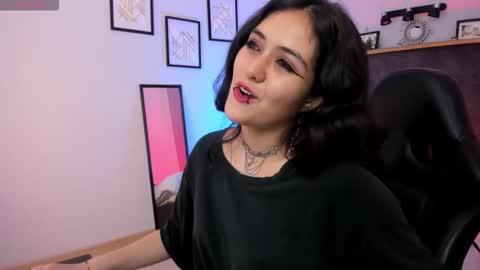 Azurra  online show from 12.17.25