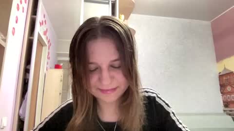 Snapshot of azzieheberly chatting on 07.01.26 Niki online show from 07.01.26