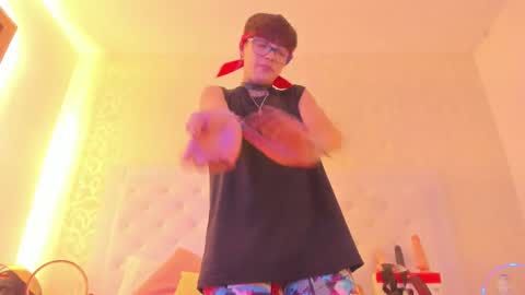 Snapshot of b3k_afrodict chatting on 09.26.25 Anny online show from 09.26.25