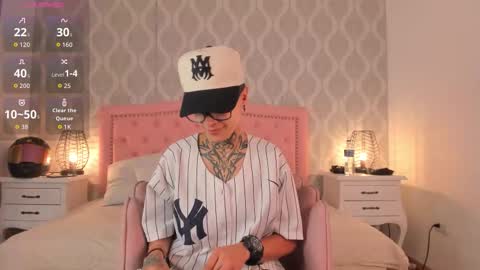 Snapshot of b3k_afrodict chatting on 10.14.25 Anny online show from 10.14.25