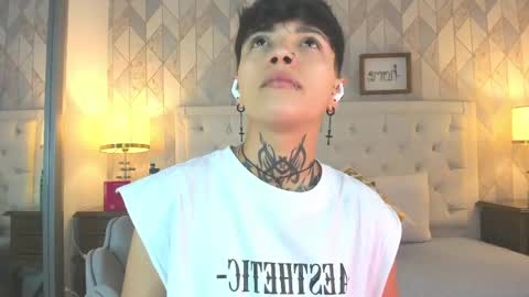 Anny online show from 04.21.26