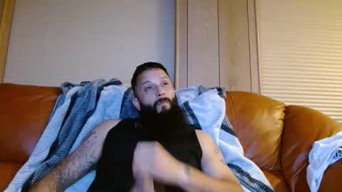 Snapshot of b713htx chatting on 11.07.25 Miguel online show from 11.07.25