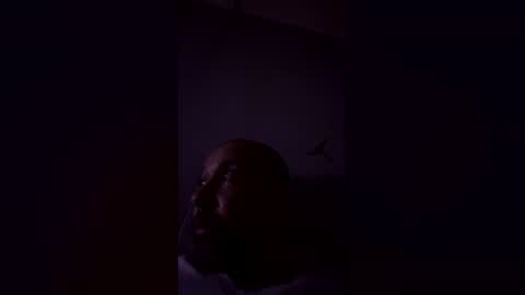 Snapshot of b945061 chatting on 04.06.26 b945061 online show from 04.06.26