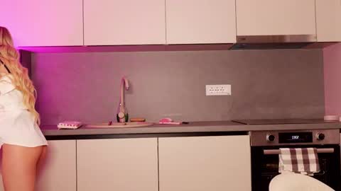 Alessia online show from 12.04.25