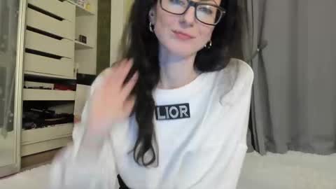 babby_jewel online show from 10.15.25