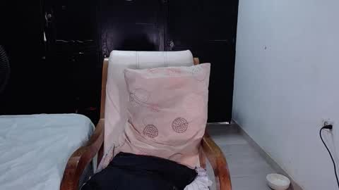 babby_swet online show from 11.21.25