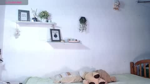 Snapshot of babby_swet chatting on 03.27.26 babby_swet online show from 03.27.26