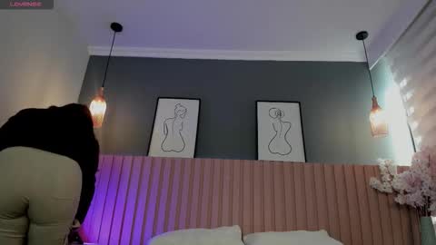 Snapshot of babe_sophiee chatting on 10.05.25 babe_sophiee online show from 10.05.25