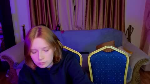 Snapshot of babees_eva chatting on 09.20.25 Sweety Eva online show from 09.20.25