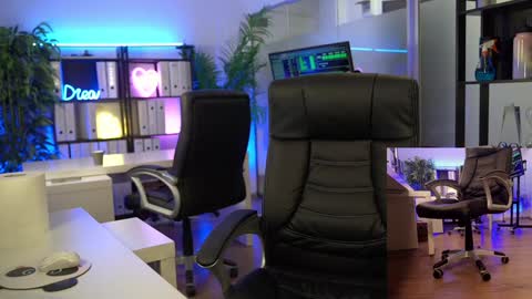 Olivia and Lexi online show from 02.09.26