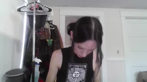 Fern Browning online show from 10.16.25