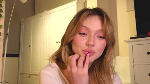 bb adele  online show from 02.18.25