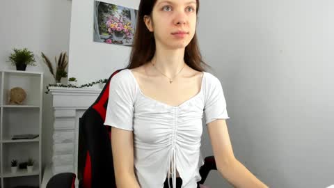 Snapshot of baby_evalena chatting on 12.06.24 Evalena maybe just Eva online show from 12.06.24