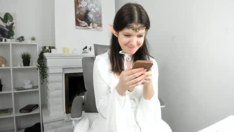 Snapshot of baby_evalena chatting on 11.05.25 Evalena maybe just Eva online show from 11.05.25