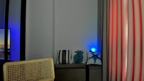 Call me baby  real name Eva   online show from 12.18.25