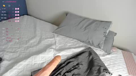 Snapshot of baby_jul1 chatting on 02.14.25 JULY online show from 02.14.25