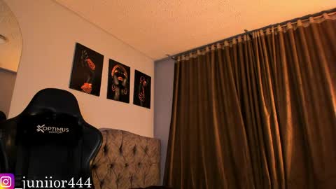 Junior       Independent Model online show from 05.19.26
