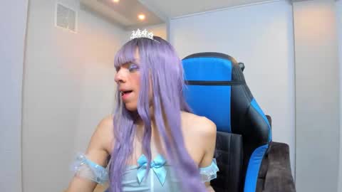 Snapshot of baby_lannie chatting on 11.25.25 baby_lannie online show from 11.25.25