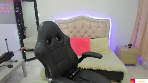 Dulce  Stefa  online show from 12.02.25