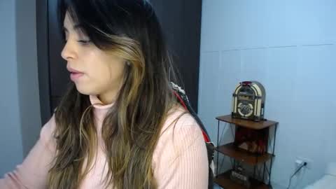 Snapshot of baby_roose chatting on 01.18.25 Baby online show from 01.18.25