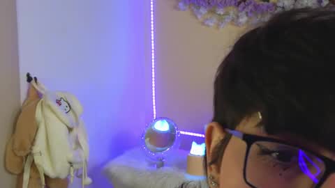  Dani  online show from 02.13.25