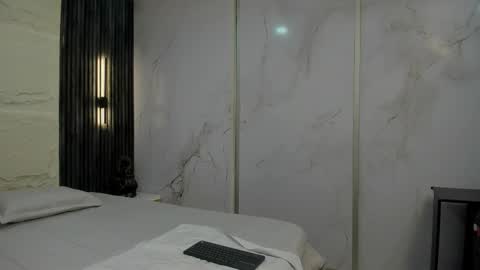 Snapshot of babyangel18_ chatting on 01.10.26 ANGEL online show from 01.10.26