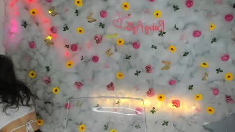 Snapshot of babyaylin chatting on 01.31.25 Aylin online show from 01.31.25