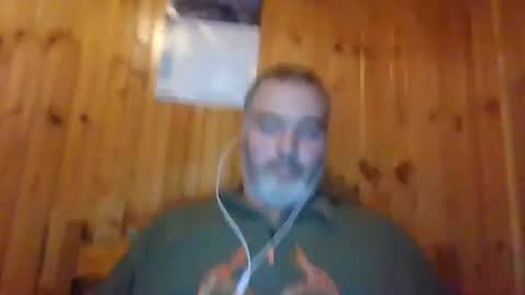 Snapshot of babybaby83 chatting on 12.04.25 Darren online show from 12.04.25