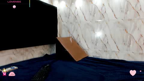 babybrown__ online show from 11.05.25