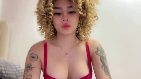 Clara online show from 06.25.26