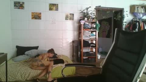 babydemon6 online show from 12.14.25