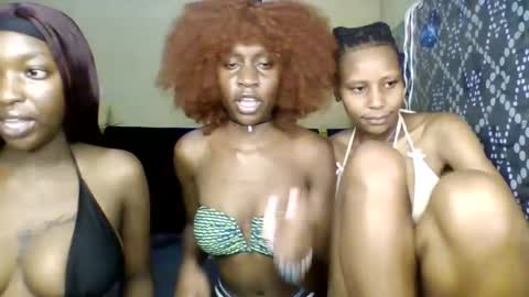 Snapshot of babydoll_230 chatting on 03.26.26 Babydoll 230 online show from 03.26.26