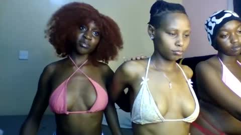 Snapshot of babydoll_230 chatting on 03.29.26 Babydoll 230 online show from 03.29.26