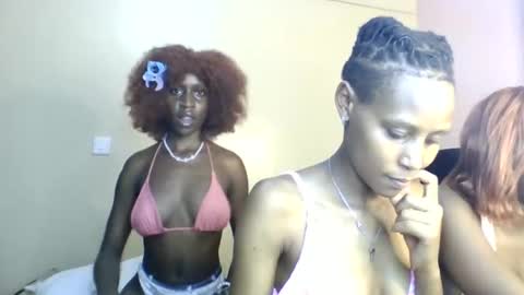 Snapshot of babydoll_230 chatting on 04.01.26 Babydoll 230 online show from 04.01.26