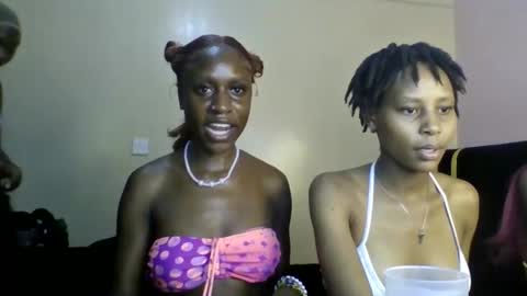 Snapshot of babydoll_230 chatting on 04.12.26 Babydoll 230 online show from 04.12.26