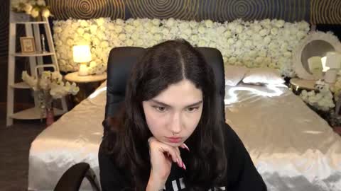 Snapshot of babyflowerr chatting on 02.02.26 Sasha online show from 02.02.26