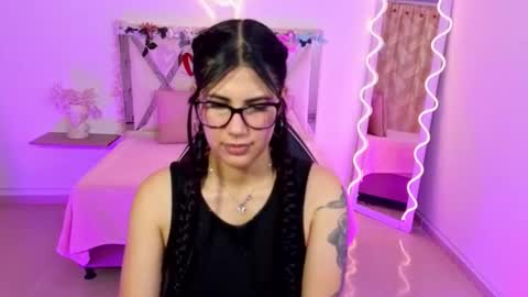  VENU  online show from 09.15.25