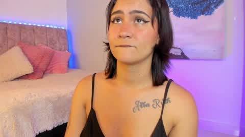 daya independent model online show from 04.11.26