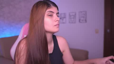 babyzoe_ online show from 02.13.25