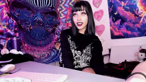 Bratty Lanita - independent online show from 01.21.25