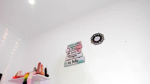 Snapshot of bad_thing1 chatting on 11.11.25 Victoria online show from 11.11.25