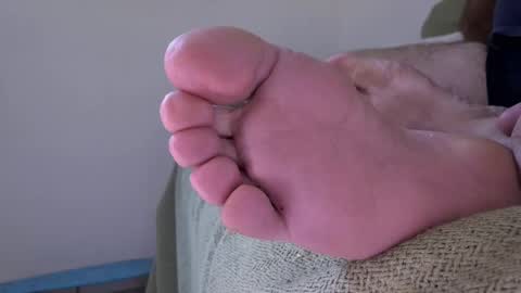 Snapshot of baddaddybrasil chatting on 10.11.25 Baddaddybrazil online show from 10.11.25