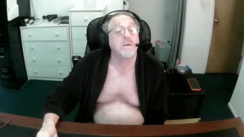 Snapshot of baddass60 chatting on 05.09.26 SexyBaddass online show from 05.09.26
