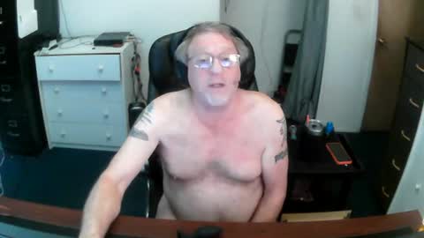 Snapshot of baddass60 chatting on 08.08.26 SexyBaddass online show from 08.08.26