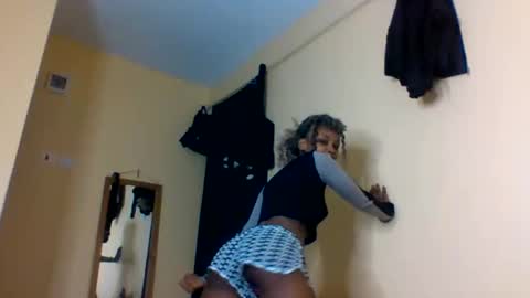 Lily. online show from 10.18.25