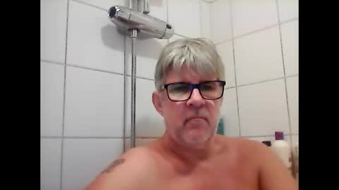 baggelina75 online show from 01.05.25