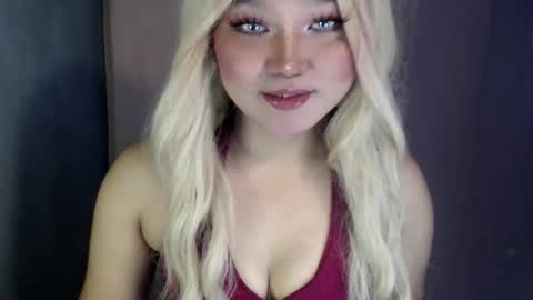 Snapshot of bahoglaway69 chatting on 03.26.26 april online show from 03.26.26