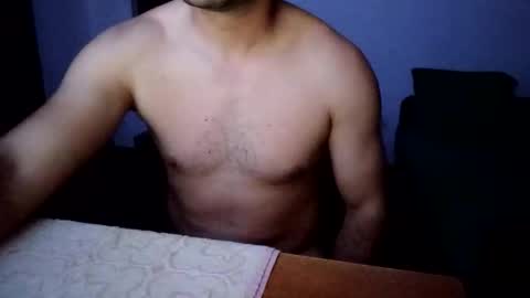 baiat_frumusel online show from 11.12.25