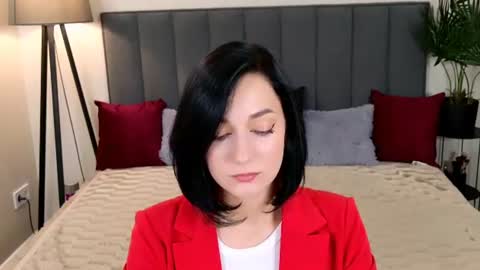 Snapshot of baileelynn chatting on 06.17.26 Bailyn online show from 06.17.26