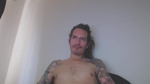 Bailey online show from 04.12.26